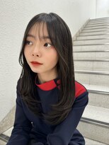 メイカ(MEIKA)&nbsp;”重ためレイヤー×ダークグレーカラー” なかもと はな