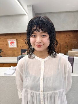 トゥコ(tuco) ミディアムパーマ ミディアム パーマ レイヤー 前髪