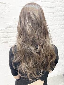 ウーロス(uros.) ハイライト☆レイヤーカット