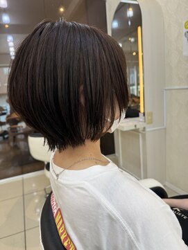 フレア(FLAiR) 愛されショートボブ艶髪くびレイヤー