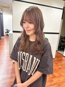 スリーバイザサロン(THREE by the salon) レイヤースタイル