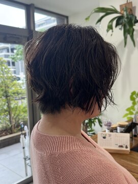 コチ(cochi) 【癖毛を活かしたショートボブ】
