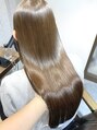 アールサロン 名駅(Rr SALON)&nbsp;仕事帰りでもきれいが続く、品のある艶感とまとまり。