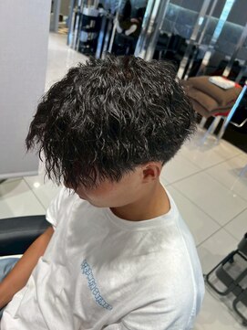 アース 南福島店(HAIR&MAKE EARTH) 縦落ちソフトスパイラルパーマ