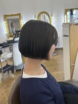 コワファースト 別府&nbsp;乾かすだけでまとまる大人美シルエットボブ