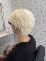 ラニヘアサロン(lani hair salon) メンズブロンド/メンズウルフ/センターパート/金髪/ハイトーン