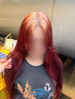 リン(Lin.)&nbsp;パキッと！ホワイトとレッドのルーツカラー♪
