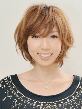 フェイスティ(FACE-T) 【FACE-T　青山】　ゆるふわショート　『安井朋美』