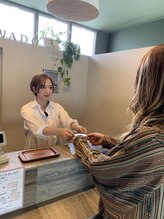 『いらっしゃいませ』《笑顔のスタッフがお出迎え致します》