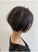ダークグレージュ ハンサムショート
