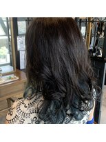 レヴィ 神楽坂(Levi)&nbsp;インディゴブルーインナーカラー