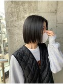 ぱつっと切りっぱなしボブ
