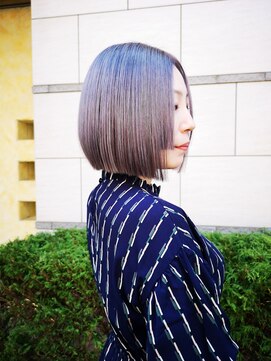 アンビエンス(ambience) 【姫カット/ミニボブ/ブリーチ/グレー/ショート】千葉/妙典