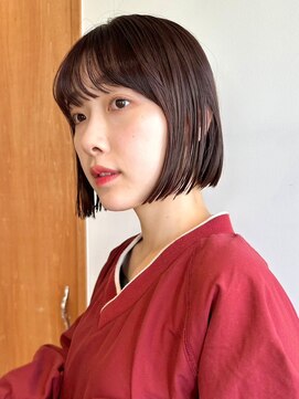 ノイカーム(noi Calm) ショートカット前下がりボブショートボブグレージュカラー