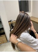ロングベージュバレイヤージュ