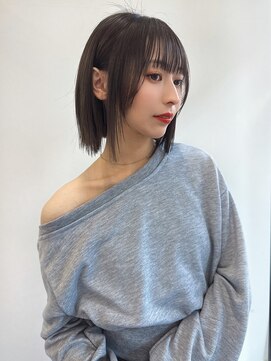 ロンド ジュルード 名古屋(Lond jeloud) 耳掛けも可愛い！パツっとボブ
