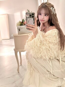 バズ サッポロ バイ フィーネ(BuzZ sapporo by Fi-Ne)の写真/色味、ヘアアレンジも自由自在。カラーと同時施術であなたのなりたいイメージが叶う♪【韓国/エクステ】