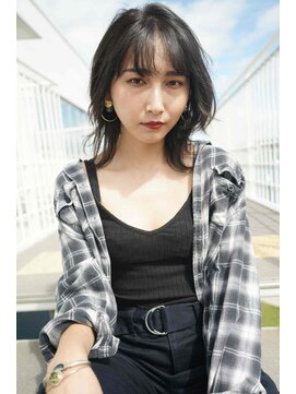 ハロヘアー(halo hair) 大人クールな外ハネスタイル