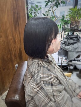 ロルド シェリ(Rold Cheri) 【山本智文】黒髪ボブサイドバング