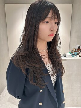 テクネ 天神大名(techne) 天神大名今泉くびれレイヤーウルフ顔まわりカット韓国風巻き髪