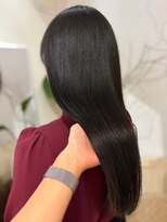 リゴッツ ドゥア プトゥリ(Regottz dua putri)&nbsp;暗めカラー素髪の艶美人11.12