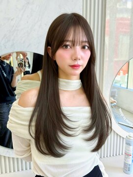 アフロートリノ(AFLOAT Leino) 上品にまとまる大人レイヤー　結べるレイヤーカット