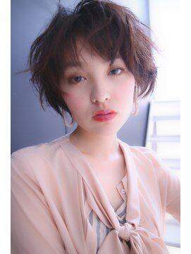 ブーケ(BOUQUET) ひし形ショート・くせ毛風カール・グラボブショート