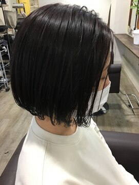 ワンス(Once) 切りっぱなしショートボブ冬パープルブラウン◎20代30代40代50代