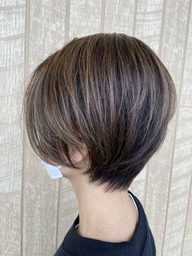 アンシャンテ(ENCHANT) ハイライトたっぷりショート