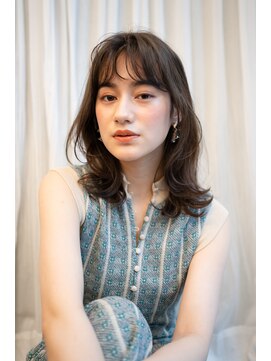 マグノリア オモテサンドウ(MAGNOLiA Omotesando) ストカールでイメチェン！毛先カールのくびれエアリーミディ