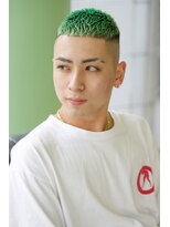 にもう&nbsp;バズクロップスキンフェードカットグリーン２