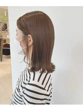 オブ ヘアー 自由が丘 ウエスト(Of HAIR WEST) ミディアムヘア/アッシュオリーブ/アースカラー/ことりベージュ