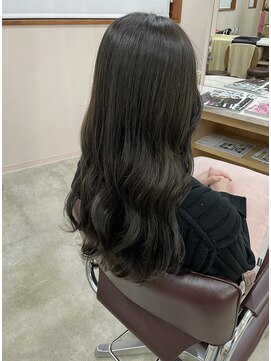 ヘア プロデュース キュオン(hair produce CUEON.) ロング×オリーブベージュ