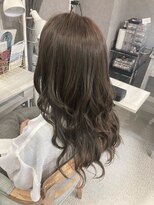 イリス はるひ野(iiris)&nbsp;ゆるふわダメージレスパーマヘア