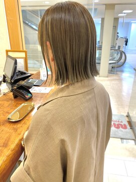 モリオ フロム ロンドン サッポロファクトリー店(morio FROM LONDON) 【morio】札幌ショートボブ　オリーブベージュ