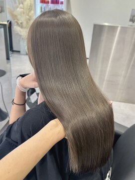 アルドーレフィエロ シンサイバシ(Ardore fiero shinsaibashi) 髪質改善♪艶髪縮毛矯正☆【小山田繭】20代30代40代