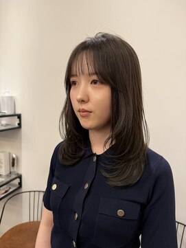 リリアーナ(LILIANA) 池袋 イルミナカラー レイヤー 透明感 アッシュブラウン ♪