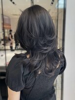 キーン 吉祥寺店(keen) シアーブラック×ミディアムレイヤーカット