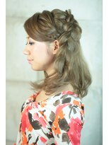 バックステージサカエ(BACK STAGE SAKAE) 編み込みハーフアップ by BACKSTAGE