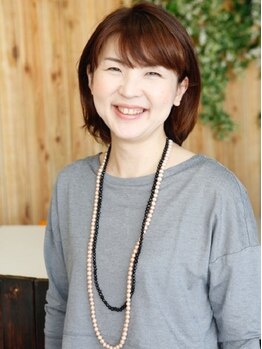 【女性スタイリストのみ】髪のお悩みも相談しやすい◎清潔感×上質空間で贅沢なサロンタイムを…♪