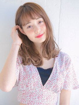 ルティア(Lutia) ハイライト ニュアンスウェーブ