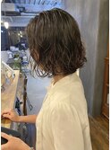 【loty】リッジパーマ×切りっぱなしボブ[グレージュカラー]