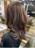 ウルフレイヤーカット(マッシュくびれヘアメルティカラー