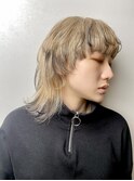 ハイコントラストブロンドベージュミディアムウルフ【林京平】