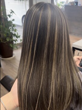 ヴィフ 大船(VIF) ハイライトカラー/ケアブリーチ/ダブルカラークール/エレガント/