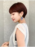 ショート×顔周り×前髪×シルキーベージュ×グレージュカラー