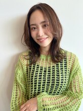 トップヘアー アヴェニュー 刈谷(TOPHAIR Avenue) ニュアンスグラデーションのウルフミディ