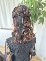 ヒビ(HIBI)&nbsp;ハーフアップアレンジ