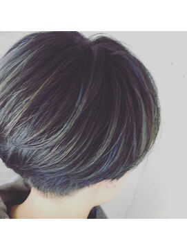 ラックスビー ユナイテッド 神戸三宮いくたロード店(LUXBE UNITED) ハンサムショート☆ハイライト