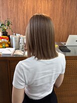 イーズ(EAZE)&nbsp;髪質改善/艶髪/美髪/ミディアム/切りっぱなし